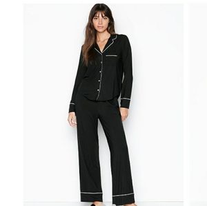 Victoria's Secret Sleep Set